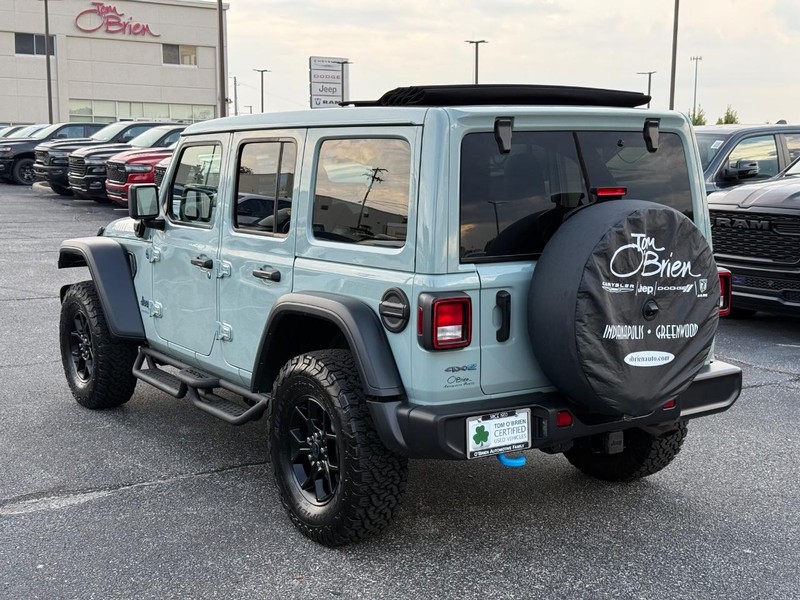 Jeep Wrangler 4xe Vehicle Image 05