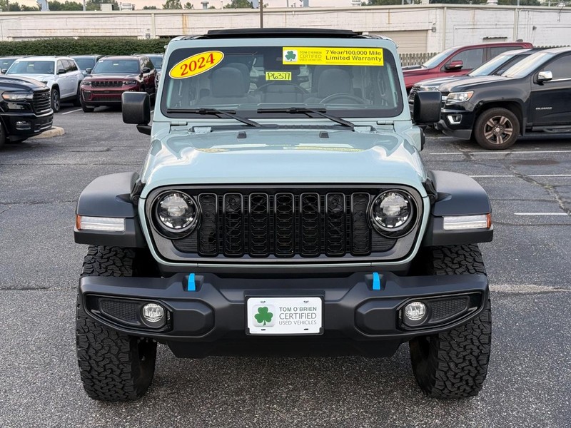 Jeep Wrangler 4xe Vehicle Image 09