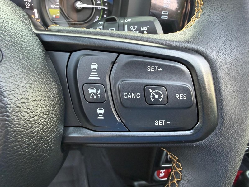 Jeep Wrangler 4xe Vehicle Image 15