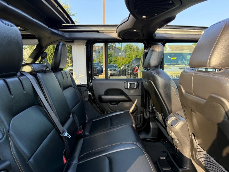 Jeep Wrangler 4xe Vehicle Image 10