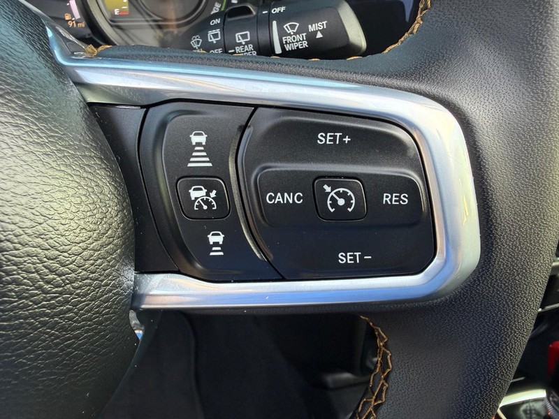Jeep Wrangler 4xe Vehicle Image 15
