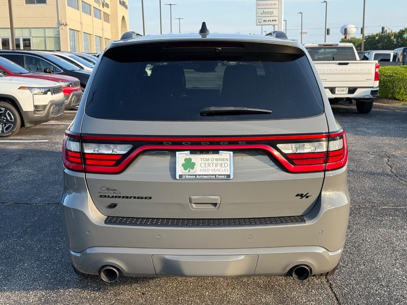 Dodge Durango Vehicle Full-screen Gallery Image 04
