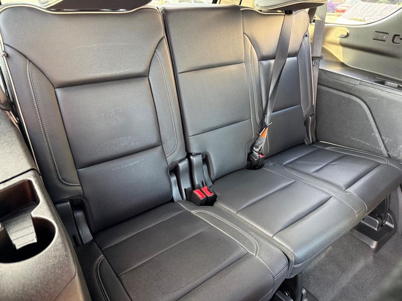 Chevrolet Tahoe Vehicle Image 12