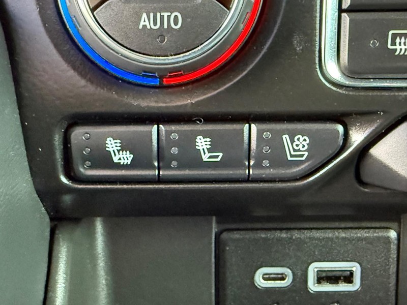 Chevrolet Tahoe Vehicle Image 21