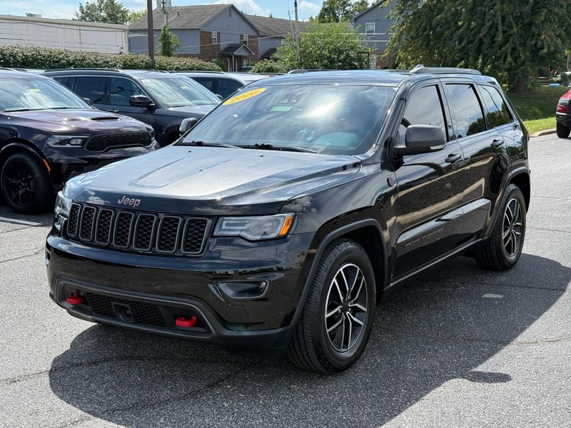 Jeep Grand Cherokee Vehicle Image 09