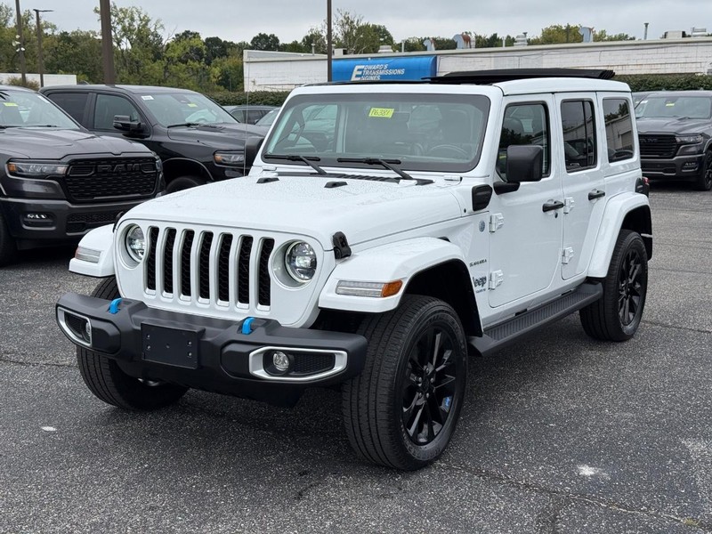 Jeep Wrangler 4xe Vehicle Image 08