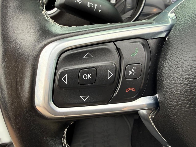 Jeep Wrangler 4xe Vehicle Image 14
