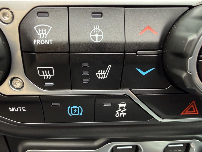 Jeep Wrangler 4xe Vehicle Image 17