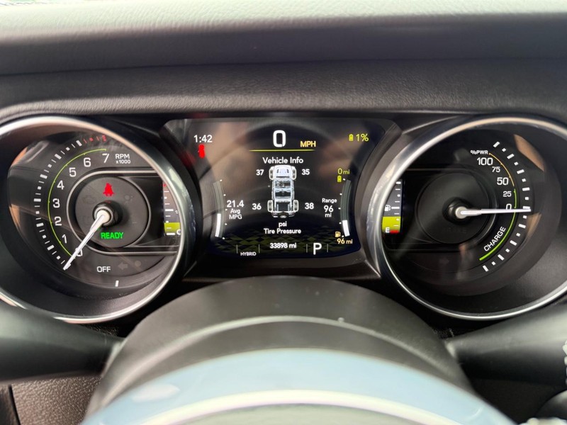 Jeep Wrangler 4xe Vehicle Image 24