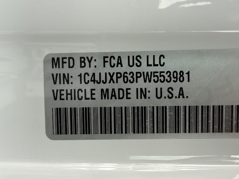Jeep Wrangler 4xe Vehicle Image 28