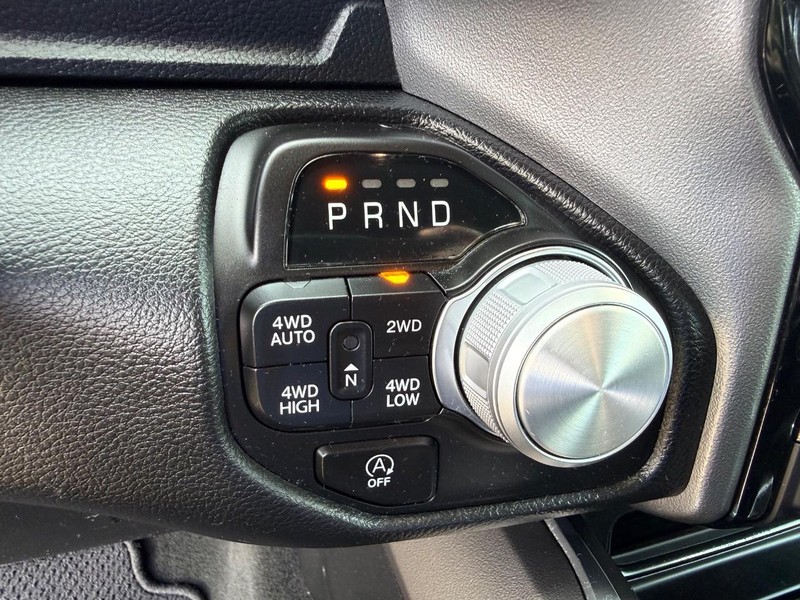 Ram 1500 Vehicle Image 17