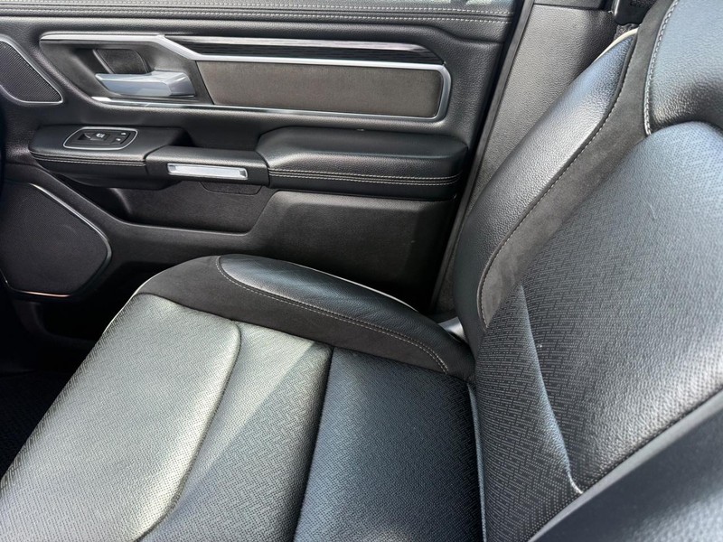 Ram 1500 Vehicle Image 21
