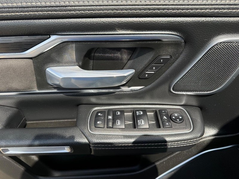 Ram 1500 Vehicle Image 25