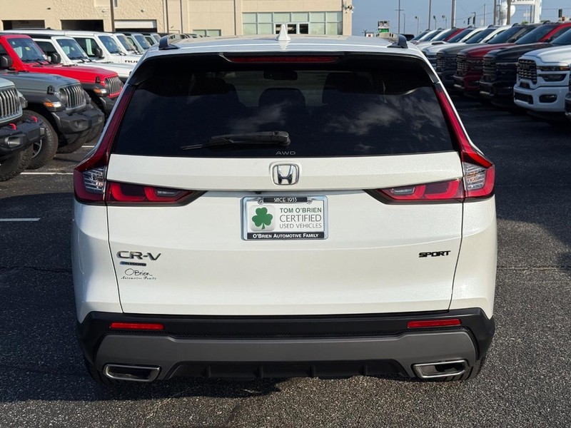 Honda CR-V Hybrid Vehicle Image 04