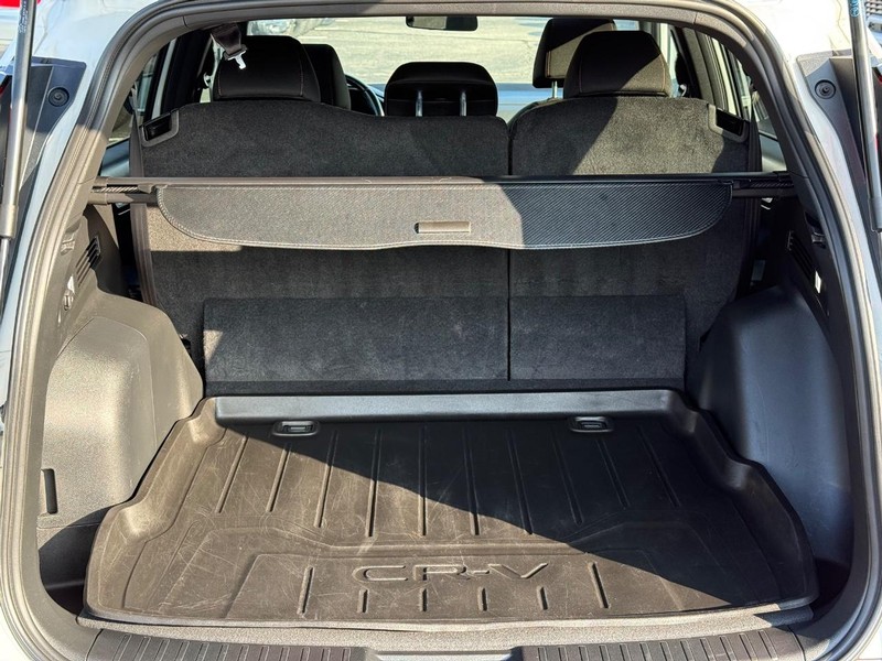 Honda CR-V Hybrid Vehicle Image 07