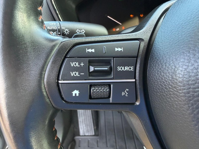 Honda CR-V Hybrid Vehicle Image 14