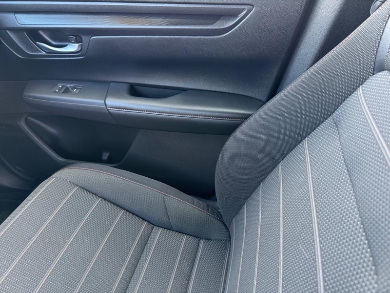Honda CR-V Hybrid Vehicle Image 22