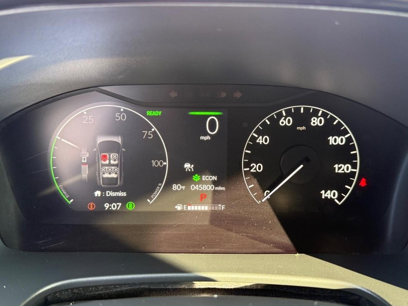 Honda CR-V Hybrid Vehicle Image 24