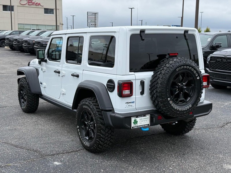 Jeep Wrangler 4xe Vehicle Image 05