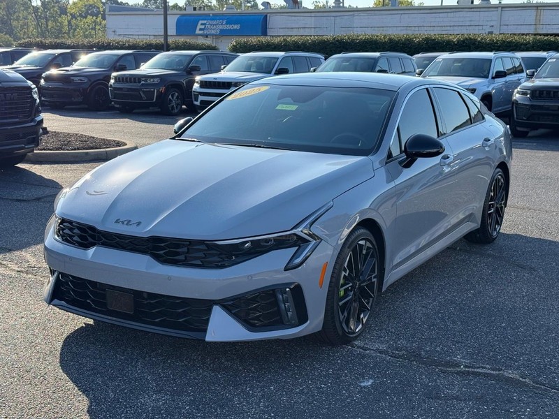 Kia K5 Vehicle Image 08