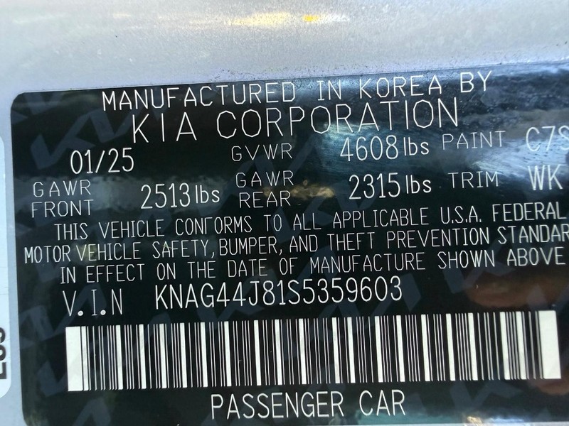 Kia K5 Vehicle Image 27