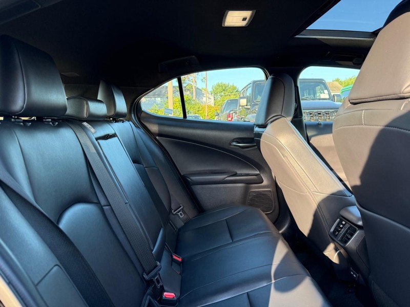 Lexus UX Vehicle Image 11