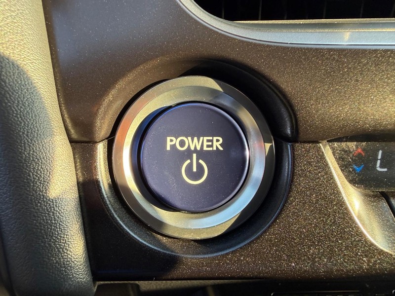 Lexus UX Vehicle Image 17