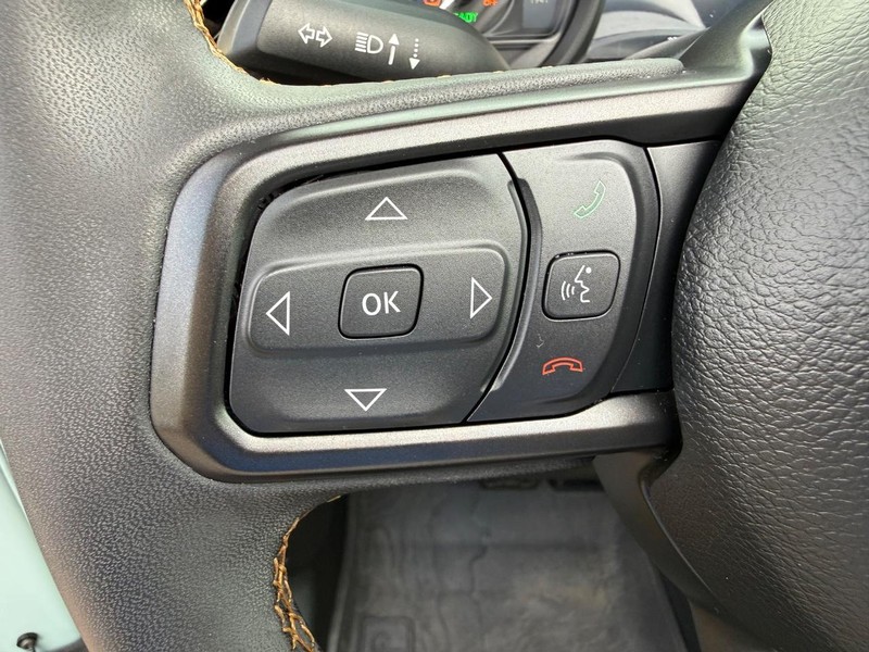 Jeep Wrangler 4xe Vehicle Image 14