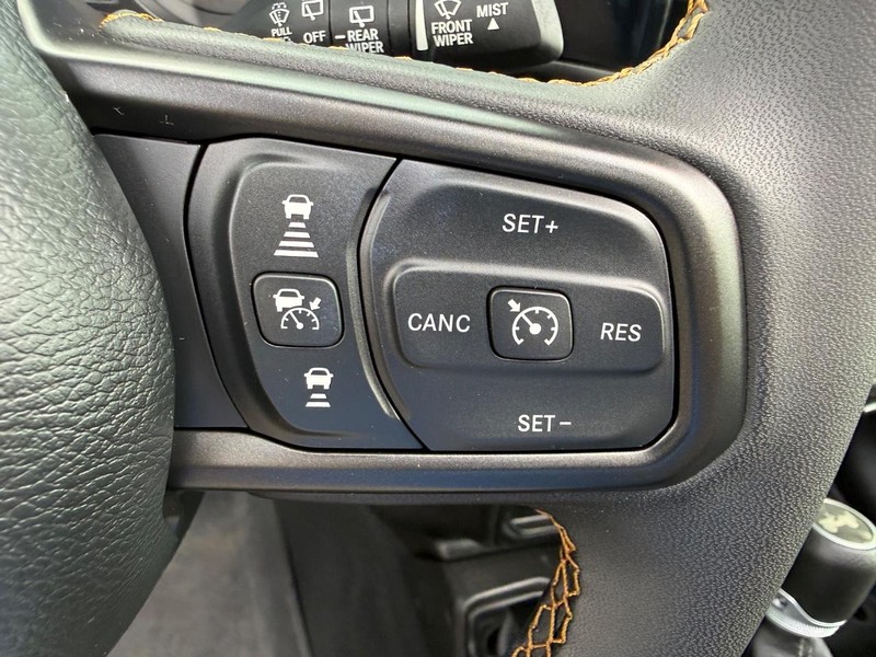 Jeep Wrangler 4xe Vehicle Image 15