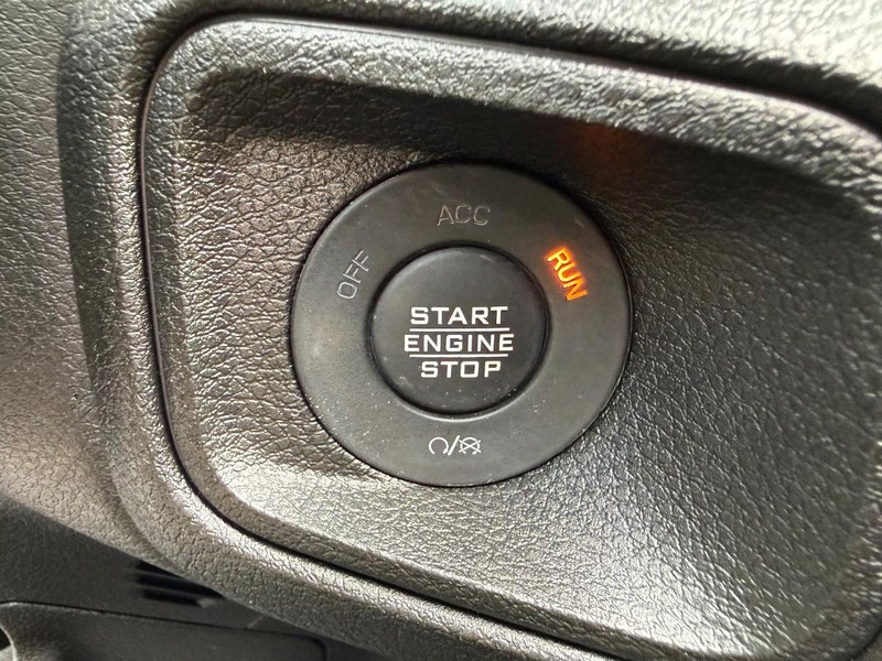 Jeep Wrangler 4xe Vehicle Image 16