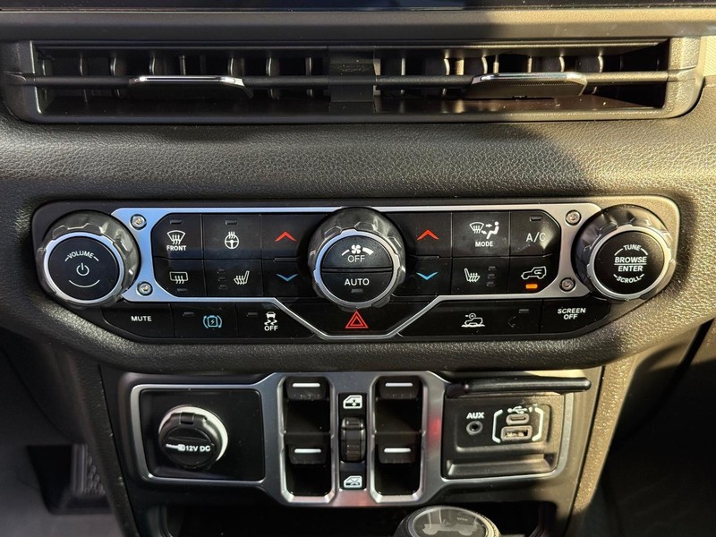 Jeep Wrangler 4xe Vehicle Image 20