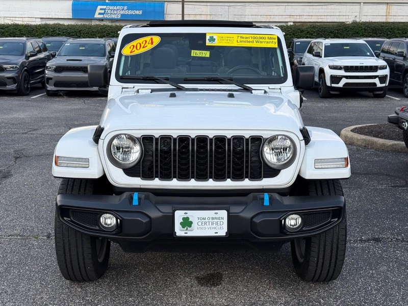 Jeep Wrangler 4xe Vehicle Image 09