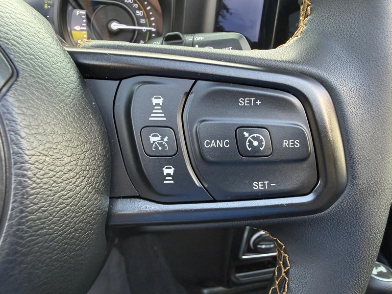 Jeep Wrangler 4xe Vehicle Image 15