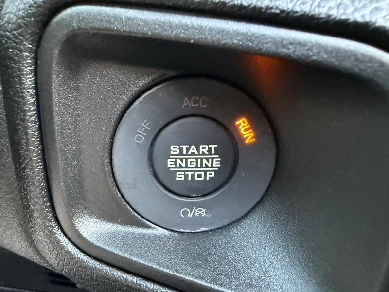Jeep Wrangler 4xe Vehicle Image 16