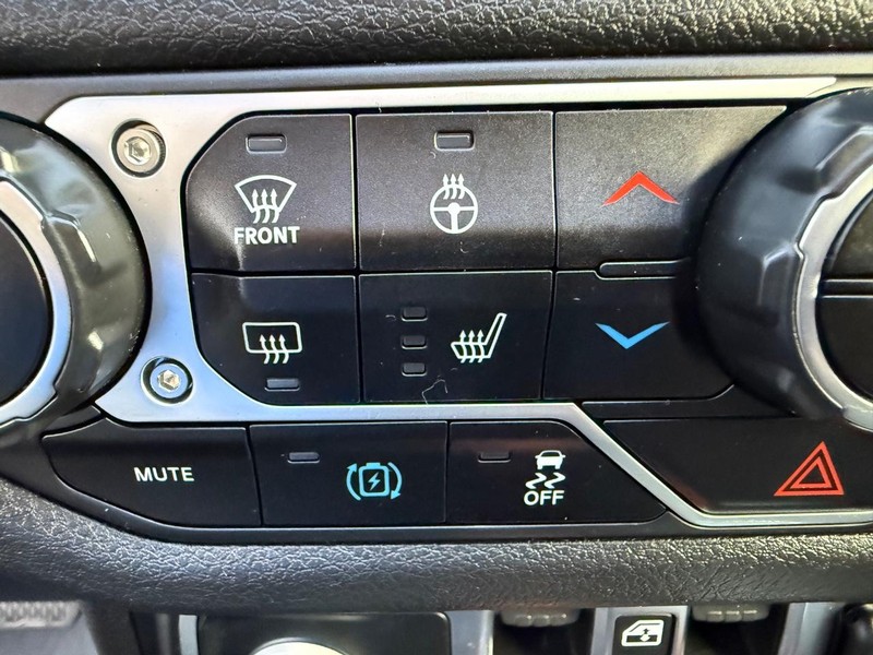 Jeep Wrangler 4xe Vehicle Image 17