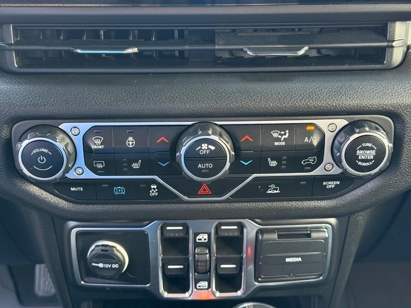 Jeep Wrangler 4xe Vehicle Image 20