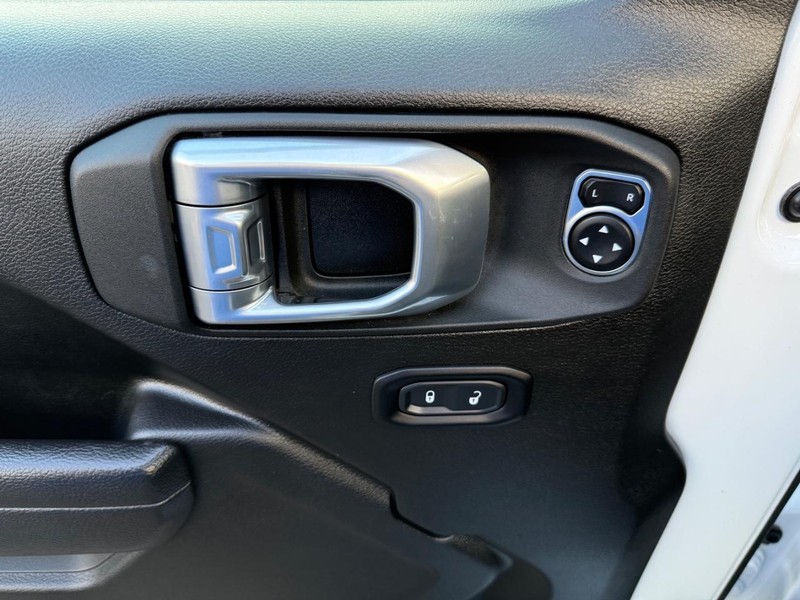 Jeep Wrangler 4xe Vehicle Image 26