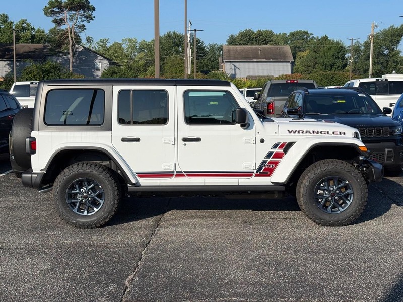 Jeep Wrangler Vehicle Image 02
