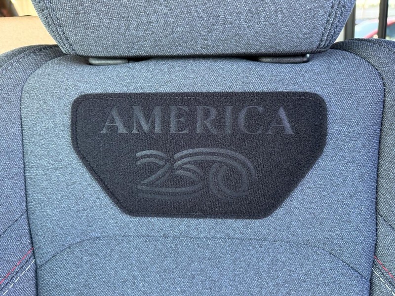 Jeep Wrangler Vehicle Image 08