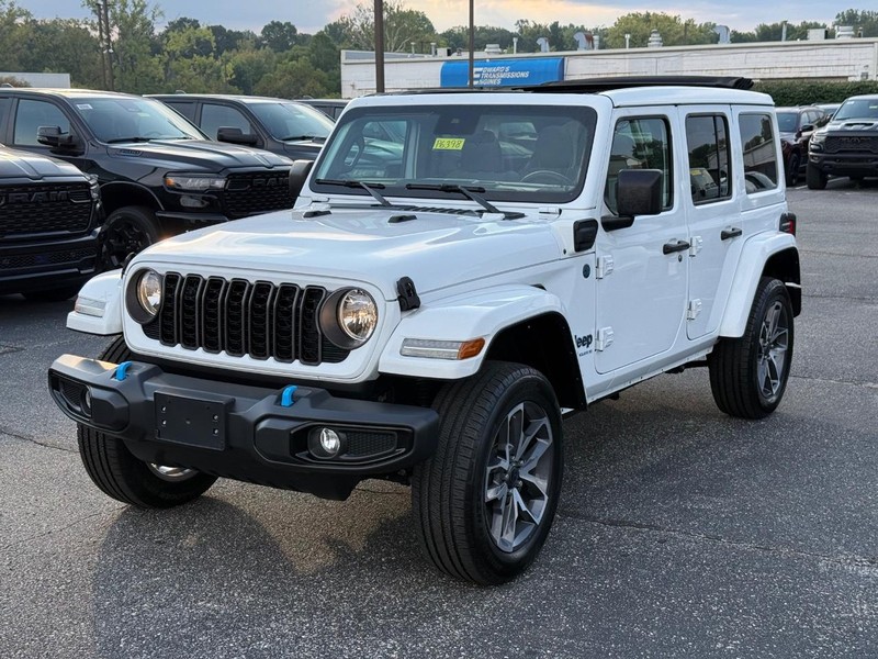 Jeep Wrangler 4xe Vehicle Image 08