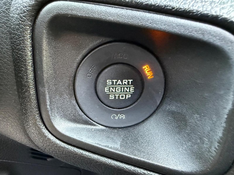 Jeep Wrangler 4xe Vehicle Image 16