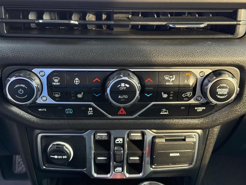 Jeep Wrangler 4xe Vehicle Image 20