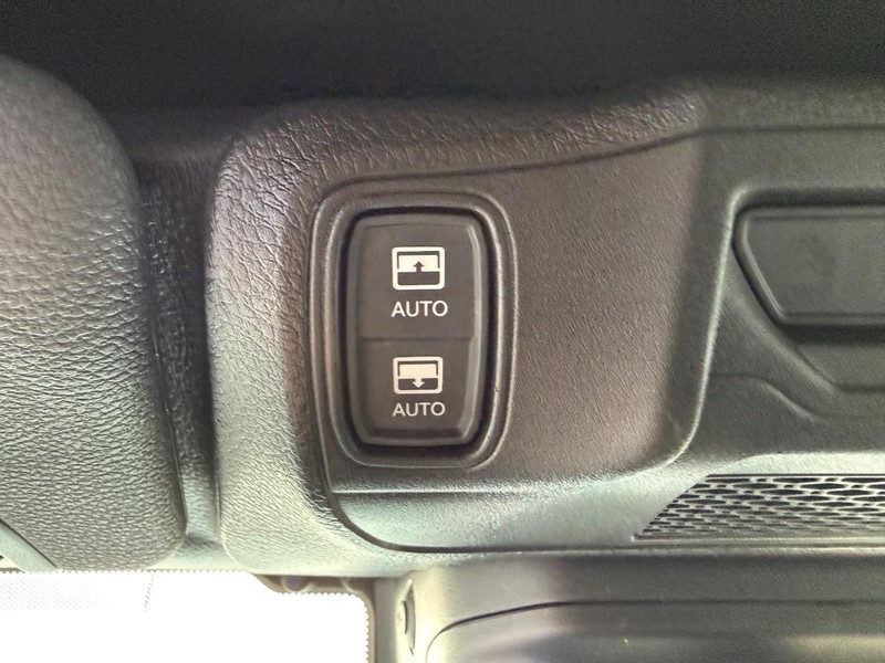 Jeep Wrangler 4xe Vehicle Image 23
