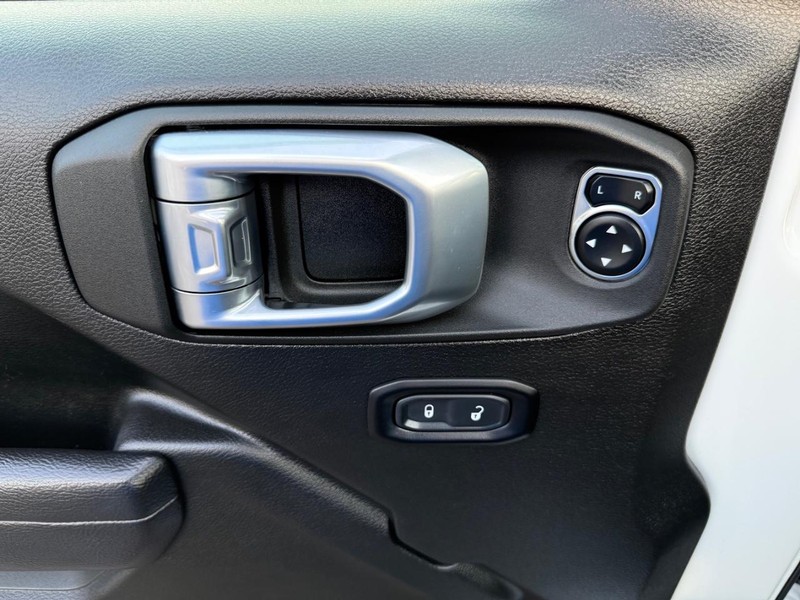 Jeep Wrangler 4xe Vehicle Image 26