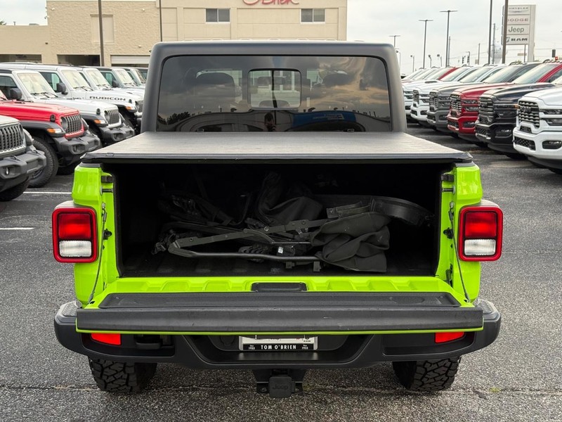 Jeep Gladiator Vehicle Image 07