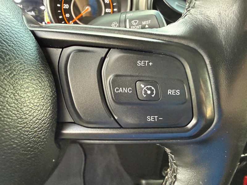 Jeep Gladiator Vehicle Image 14