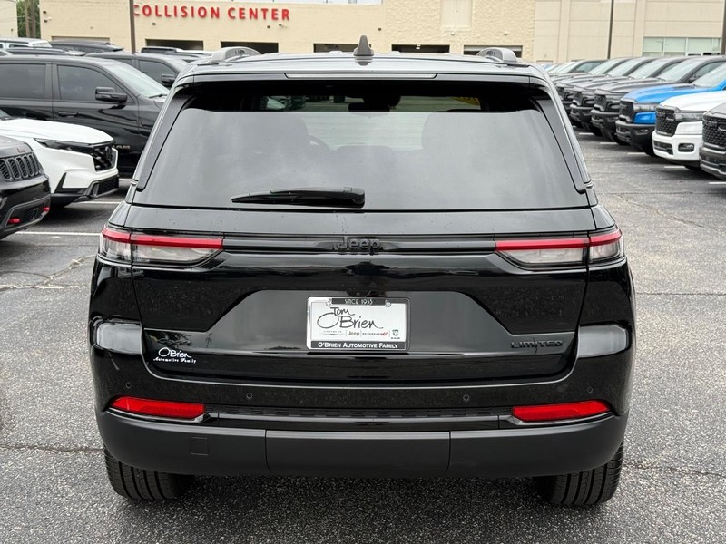 Jeep Grand Cherokee Vehicle Image 04