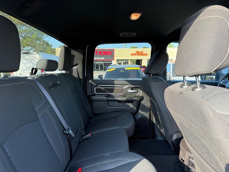 Ram 2500 Vehicle Image 10