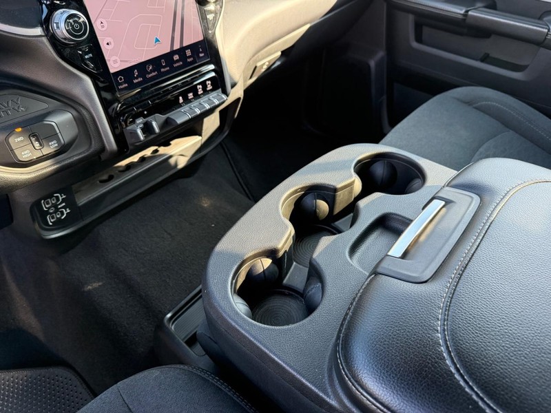 Ram 2500 Vehicle Image 19