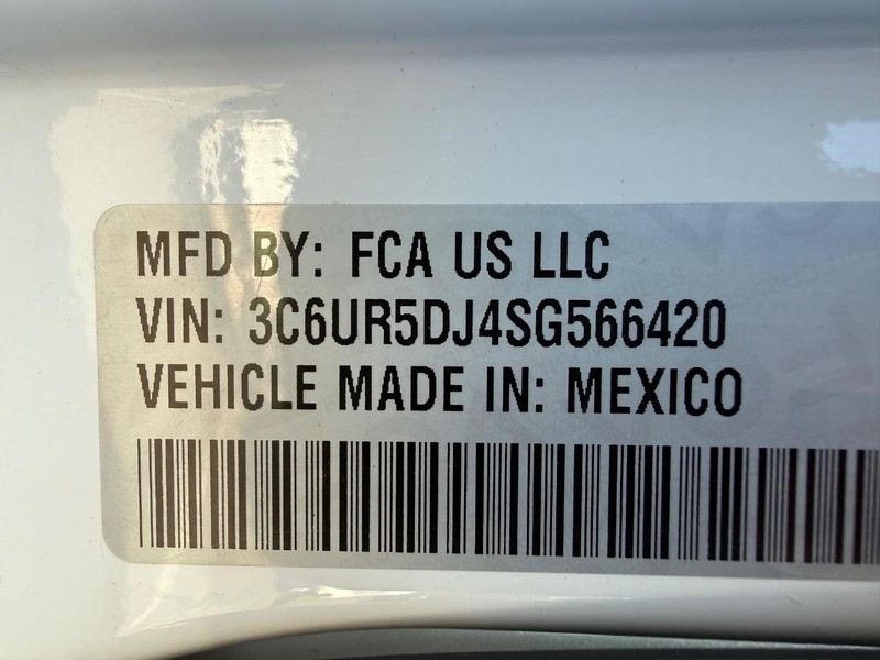 Ram 2500 Vehicle Image 25